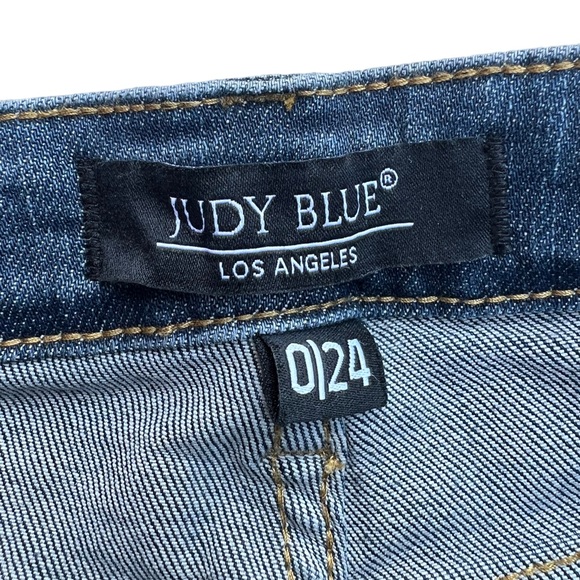 Judy Blue Eva Mid-Rise Fray Hem Skinny Size 0/24 - Picture 10 of 12